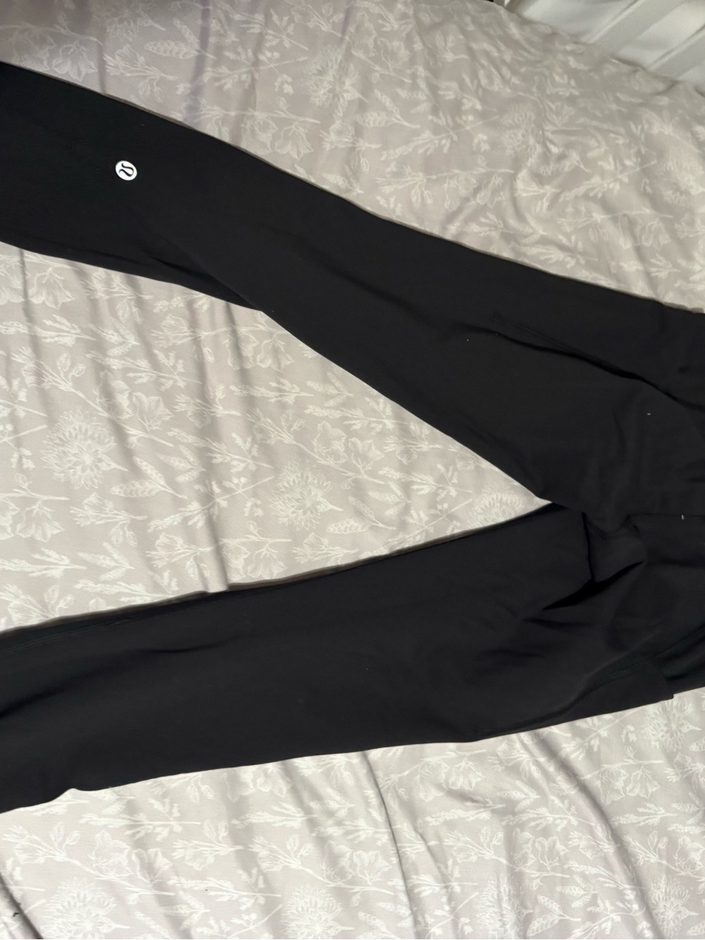 Lulumelon leggings - Picture 2 of 4